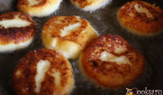 оладьи из картофельного пюре с творогом