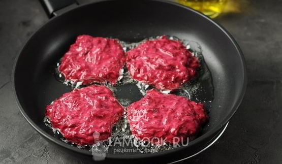 оладьи из свеклы