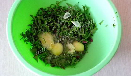 оладьи из свекольных листьев