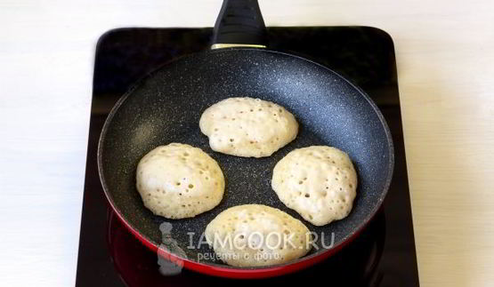 оладьи на воде с яйцами