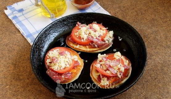 оладьи-пиццы на кефире