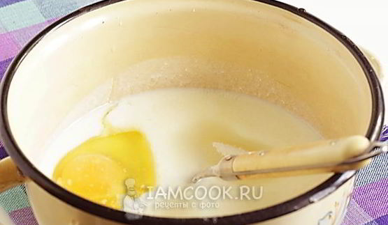 оладьи с манкой и морковными цукатами