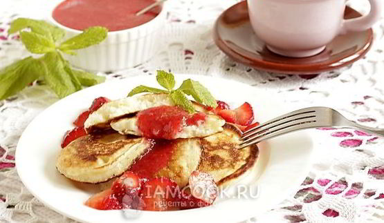 оладьи с манкой и морковными цукатами