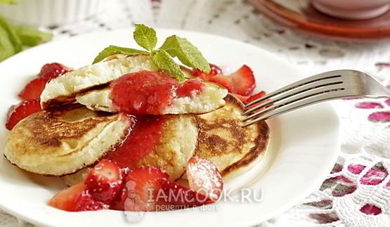 оладьи с манкой и морковными цукатами