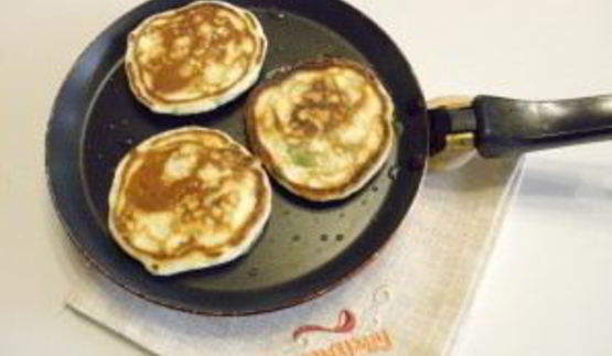 оладьи с молодой крапивой