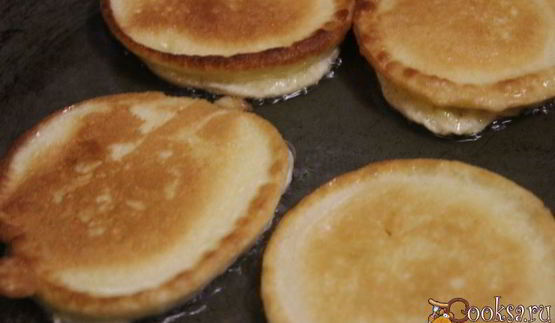 пшенично-кукурузные оладьи на кефире