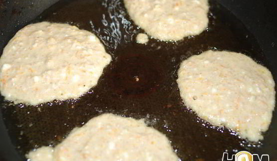 творожно-морковные оладьи