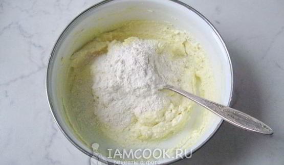 творожные оладьи на молоке