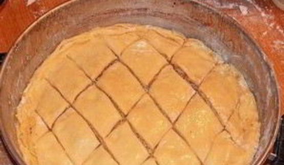пахлава с орехами