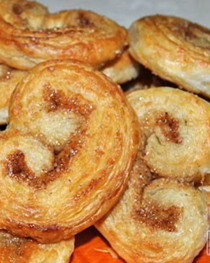 Рецепт быстрого печенья из слоеного теста