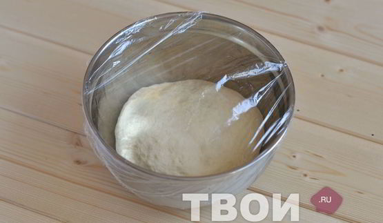 дрожжевые рогалики