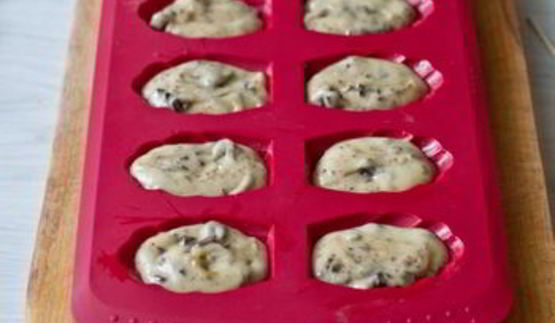 медовое печенье мадлен с шоколадной крошкой