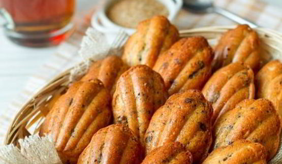 медовое печенье мадлен с шоколадной крошкой