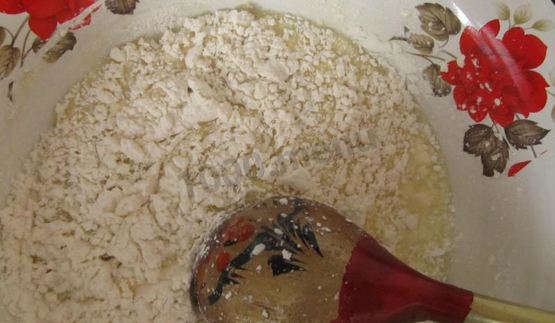 печенье с начинкой из сметанного крема с орехами