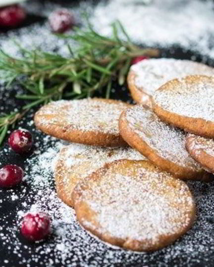 Рецепт песочного печенья с клюквой