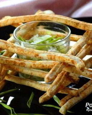 Закусочное печенье с крабовым соусом