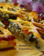 Дрожжевой пирог с капустой и вешенками