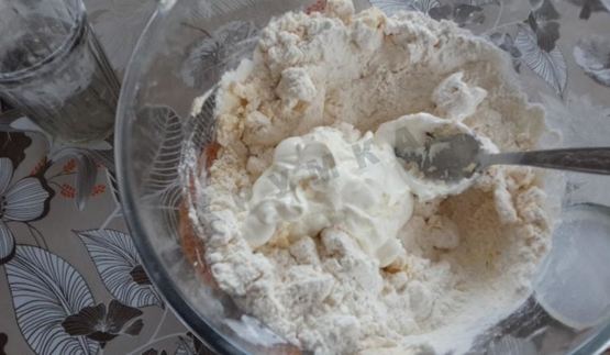 два разных пирога из песочного теста