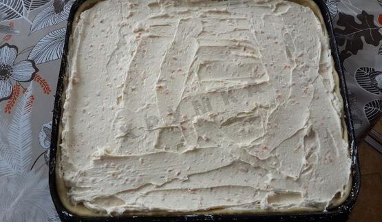 два разных пирога из песочного теста