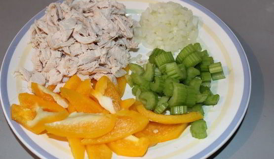 киш с курицей, перцем и сельдереем