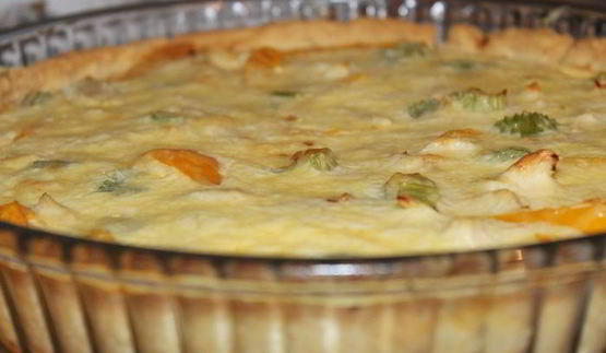 киш с курицей, перцем и сельдереем