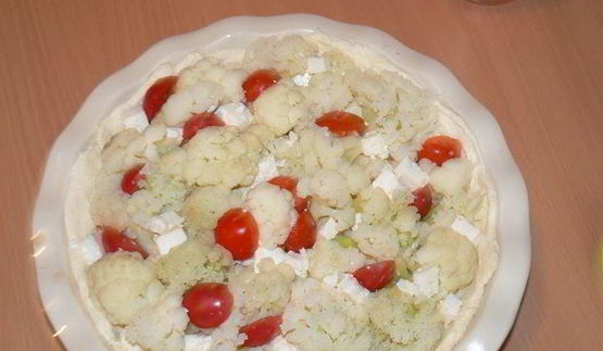 киш с цветной капустой и брынзой