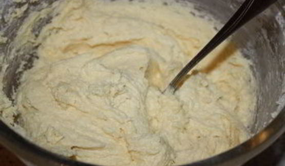 нарезной вишневый пирог