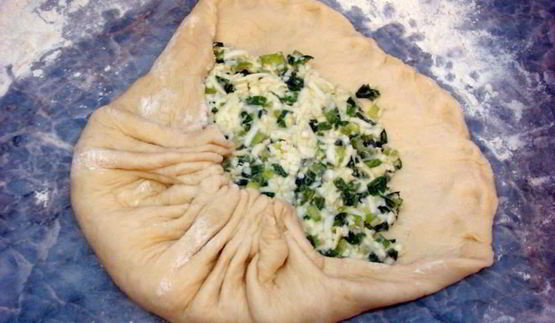 осетинские пироги с зеленым луком