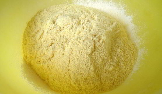 открытый деревенский пирог с сыром джюгас