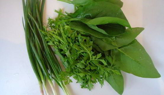 открытый деревенский пирог с сыром джюгас