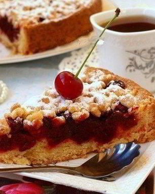 Песочный пирог с вишней