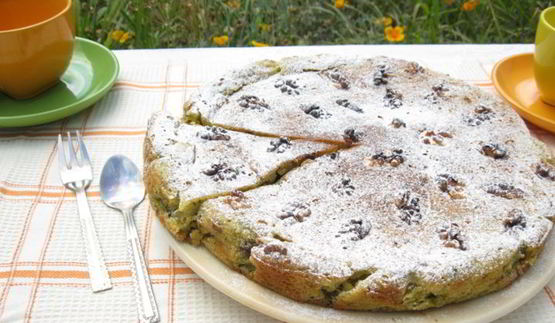 пирог из цукини с орехами