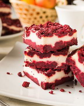 Пирог Красный бархат с чизкейковой прослойкой