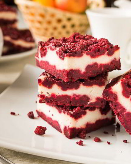 Рецепт пирога красного бархат с чизкейковой прослойкой