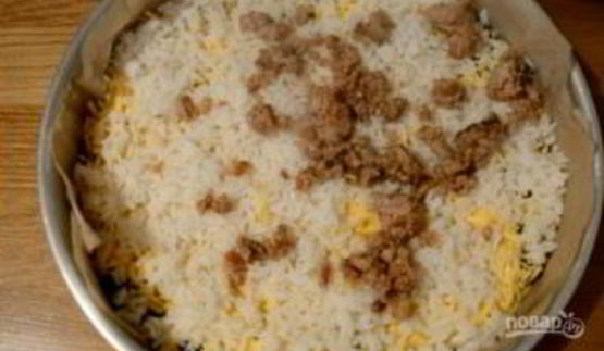 пирог-перевертыш с мясом и грибами