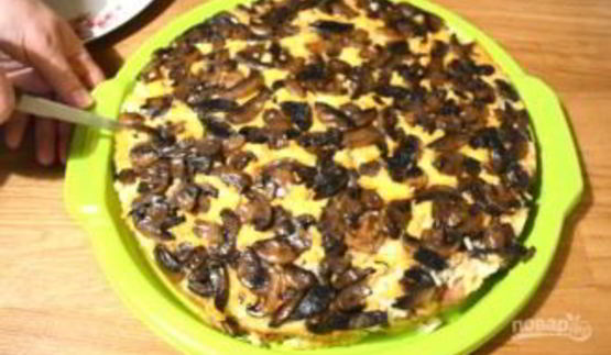 пирог-перевертыш с мясом и грибами