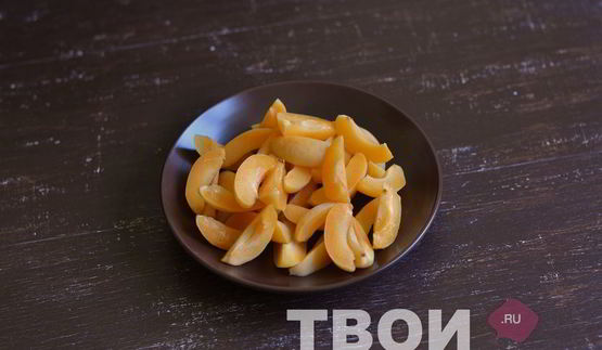 пирог с абрикосами