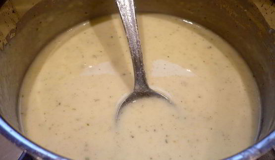 пирог с брокколи и луком-пореем из картофельно-творожного теста за сердцем вслед