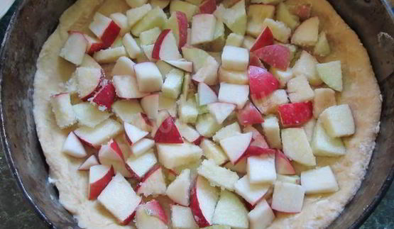 пирог с фруктами