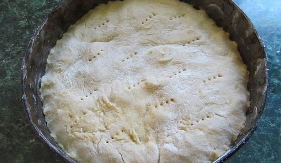 пирог с фруктами