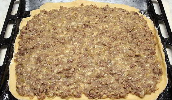 пирог с сыром и мясом