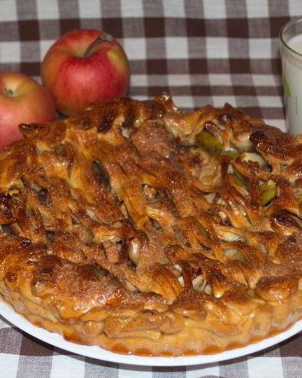Рецепт пирога с яблоками из дрожжевого теста
