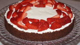 Пироги с клубникой