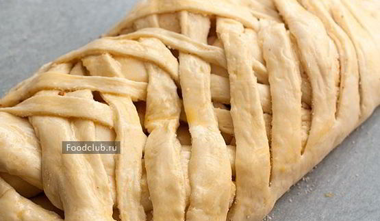 плетеный пирог