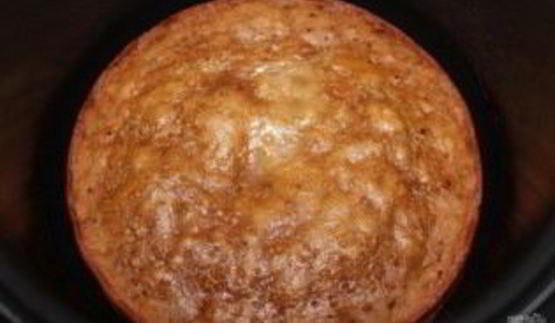 постный пирог на чае с вареньем