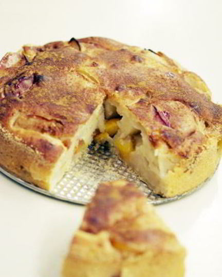 Рецепт яблочно-сливового пирог