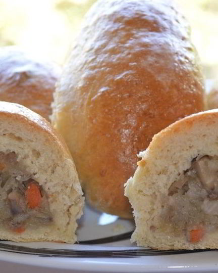 Рецепт домашних пирожков с капустой и грибами в духовке