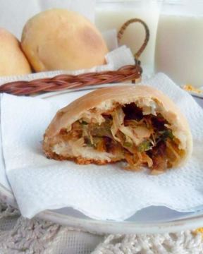 Дрожжевые пирожки с капустой и яйцом в духовке