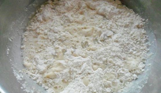 дрожжевые пирожки с капустой и яйцом в духовке