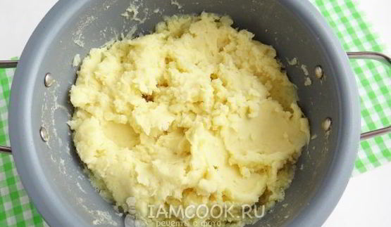 картофельные пирожки с грибами